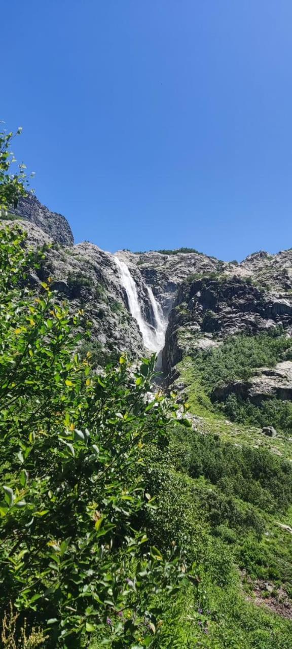 Guest House-Waterfall Chokhuldi 外观 照片