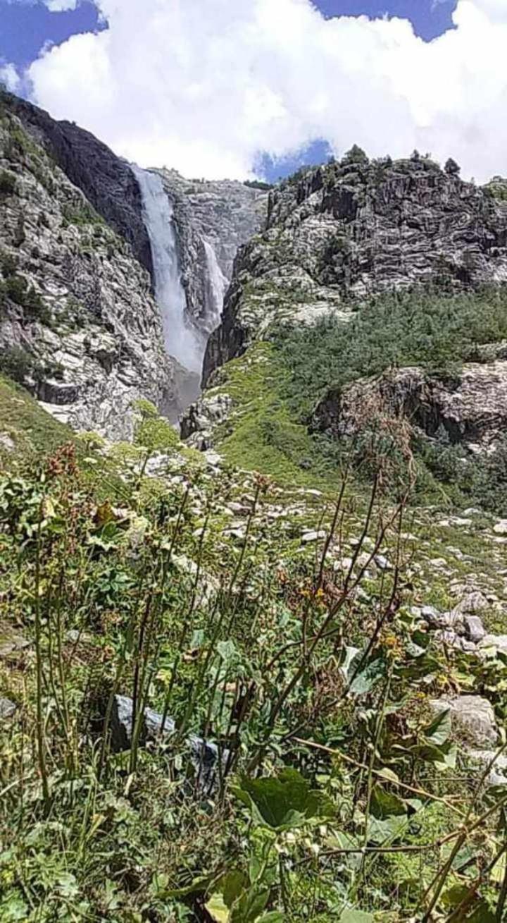 Guest House-Waterfall Chokhuldi 外观 照片
